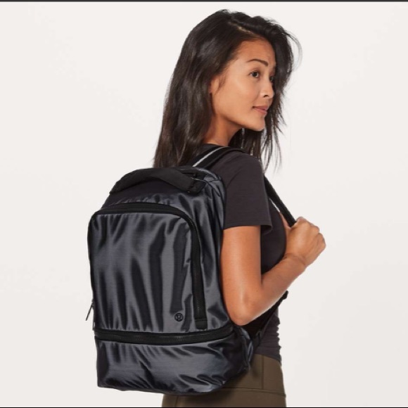 lululemon reflective backpack